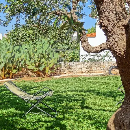 Trulli-eu 3* アルベロベッロ